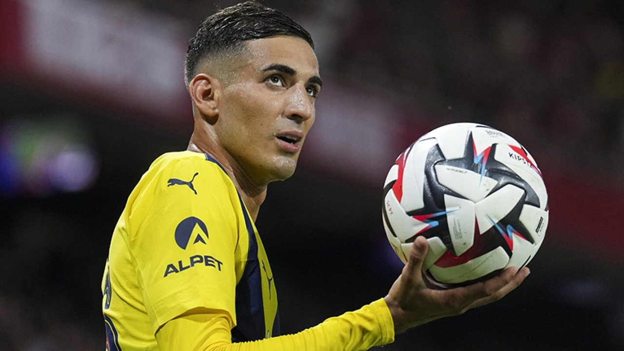 Fenerbahçe'de derbi öncesi sarı kart sınırında olan 7 futbolcu 9