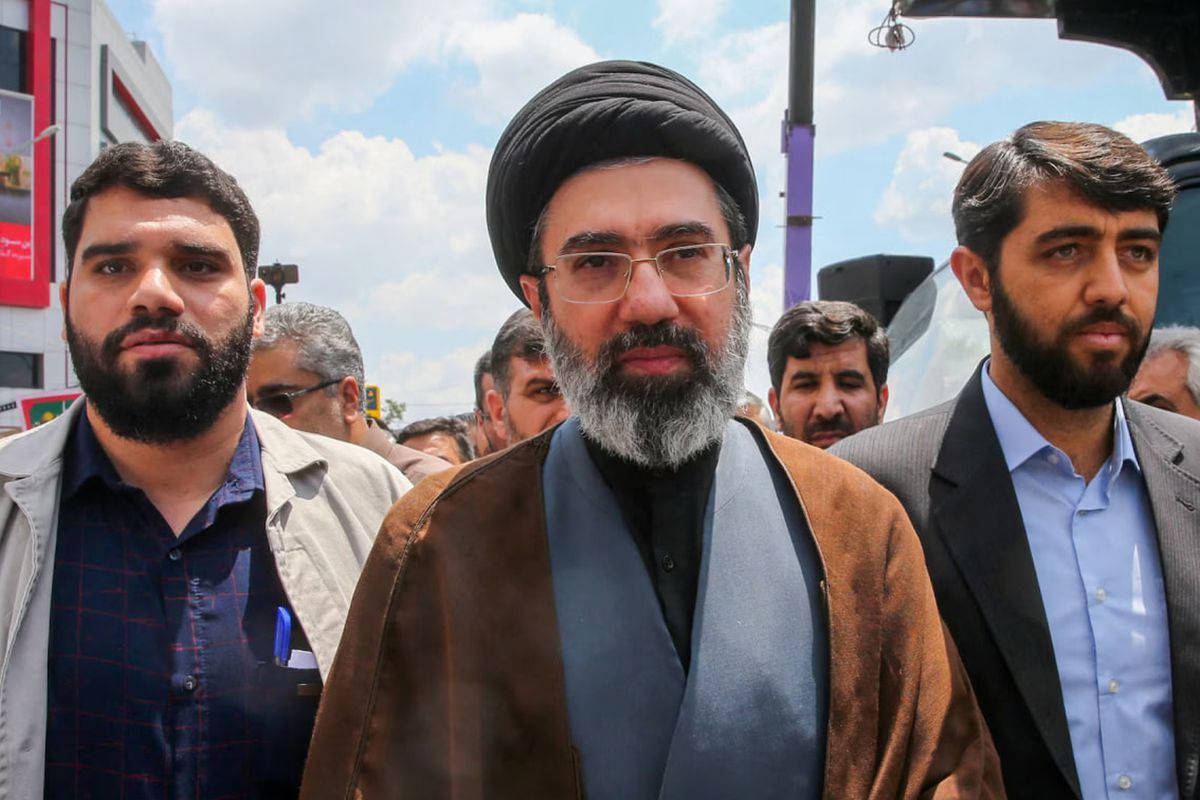 İngiliz basını duyurdu! Mücteba Hamaney'in yüzü tanınmaz halde... 3