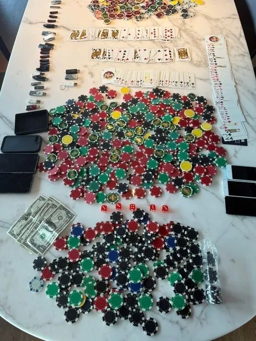Bebek Otel'de şantaj çarkı patladı: Muzaffer Yıldırım'ın ünlüler arşivi deşifre oldu! Çıkan ünlüler şoke etti: Barış Arduç'a dikkat! 3