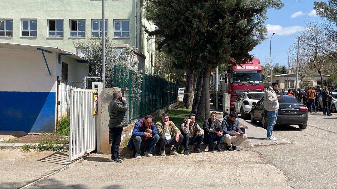 Siverek'teki lisede pompalı dehşeti! Saldırgan gece vakti sessizce defnedildi, ailesi korumaya alındı... 7