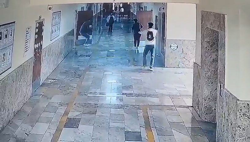 Siverek'teki lisede pompalı dehşeti! Saldırgan gece vakti sessizce defnedildi, ailesi korumaya alındı... 1
