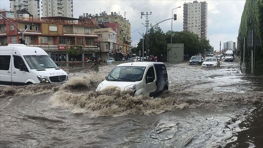 Meteoroloji tarih verdi: 39 il için sağanak alarmı 25