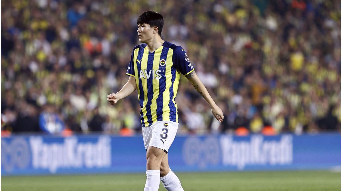 Fenerbahçe 50 milyonluk için yıldız için düğmeye bastı: Menajeri sessiz sedasız İstanbul'a geldi 9