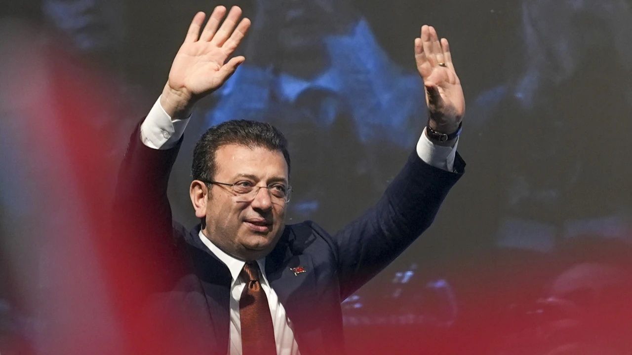 CHP'de şok hazırlık: Mutlak butlan mı, Ekim Partisi mi? İmamoğlu ve Özel yeni parti seçeneğini masaya yatırdı! 7