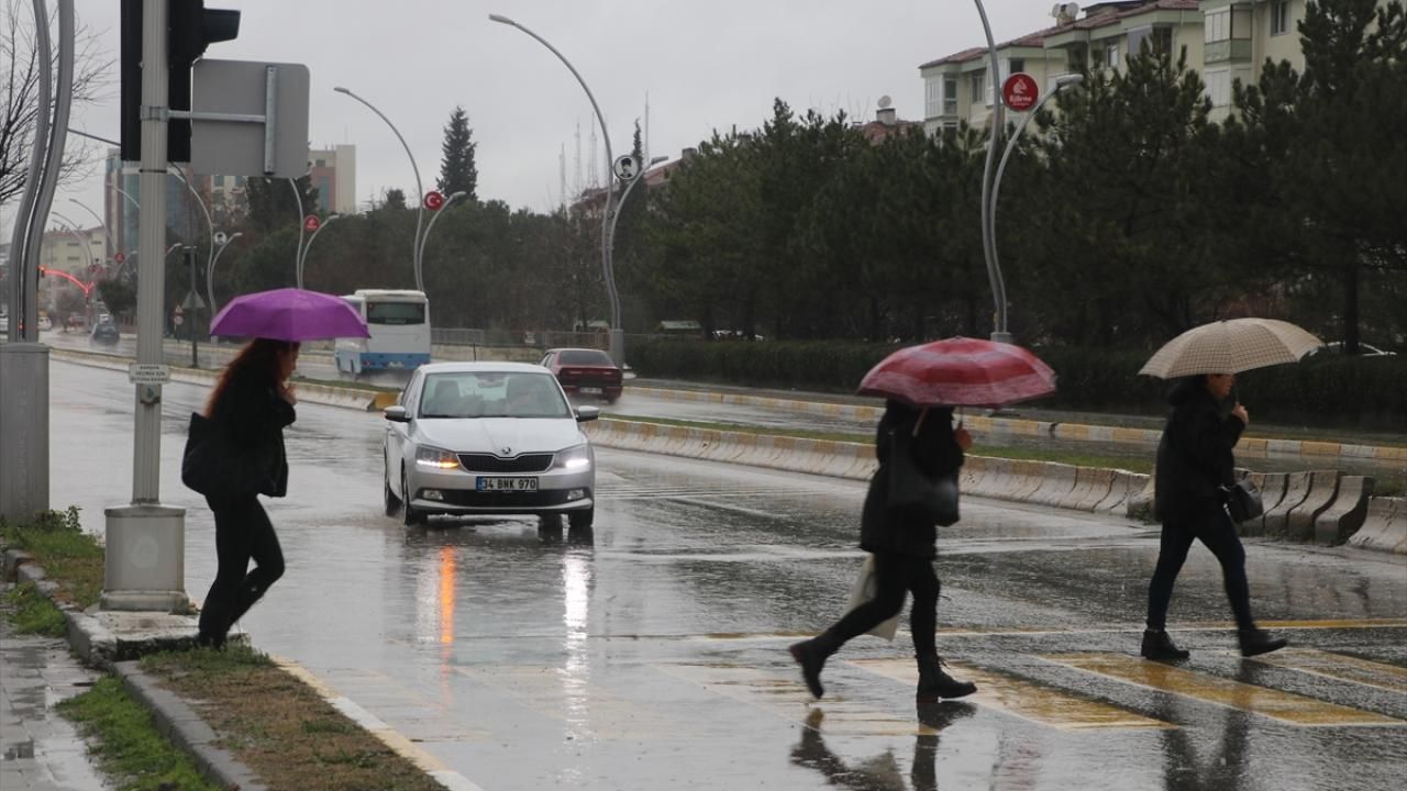 Meteoroloji duyurdu: 63 ilde sağanak bekleniyor! 30