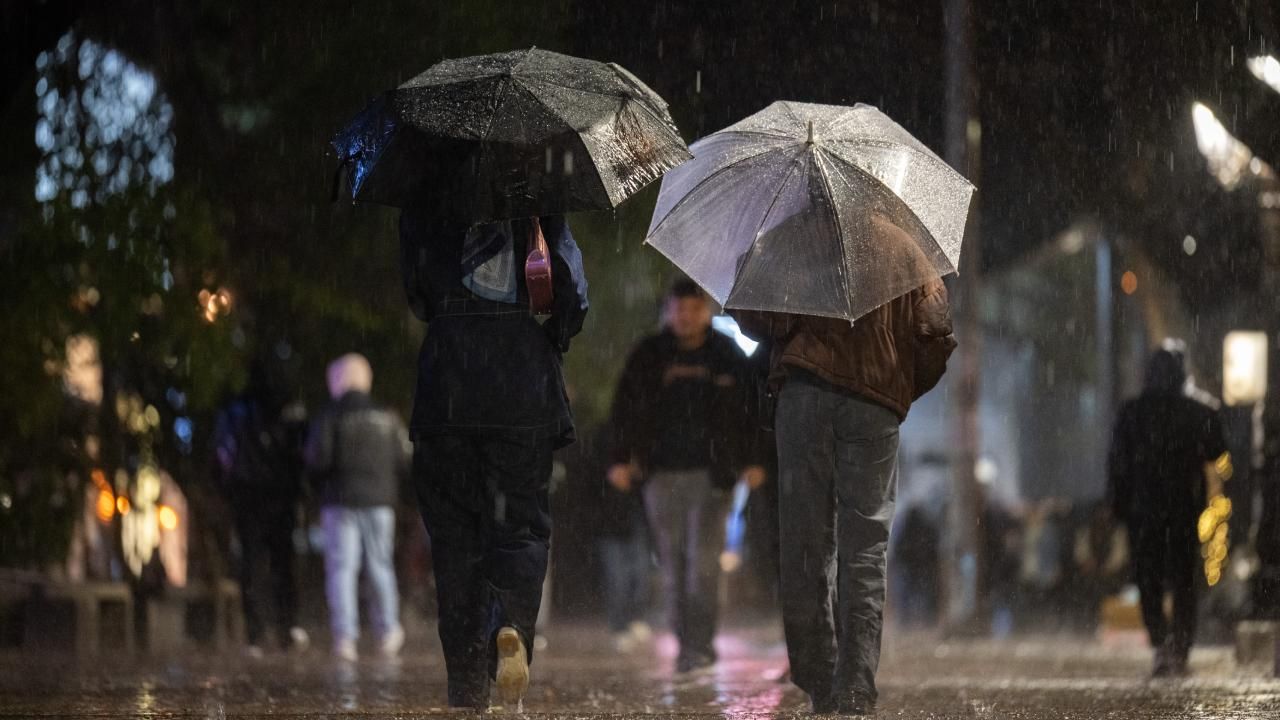 Meteoroloji duyurdu: 63 ilde sağanak bekleniyor! 39