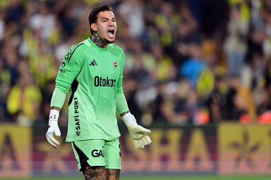 Dilediği özür Ederson'u kurtarmaya yetmedi! Fenerbahçe'den flaş karar: Yönetimden beklenen hamle geldi 8