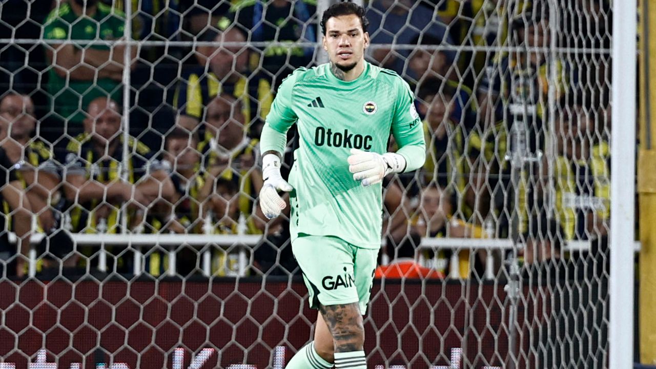 Dilediği özür Ederson'u kurtarmaya yetmedi! Fenerbahçe'den flaş karar: Yönetimden beklenen hamle geldi 1