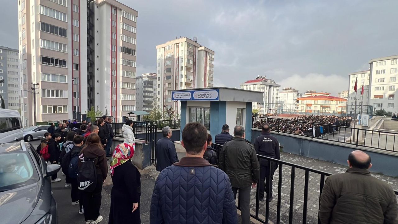 Öğrenciler yeniden okulda! Ayser Çalık öğrencileri yeni binada eğitime başladı... 7