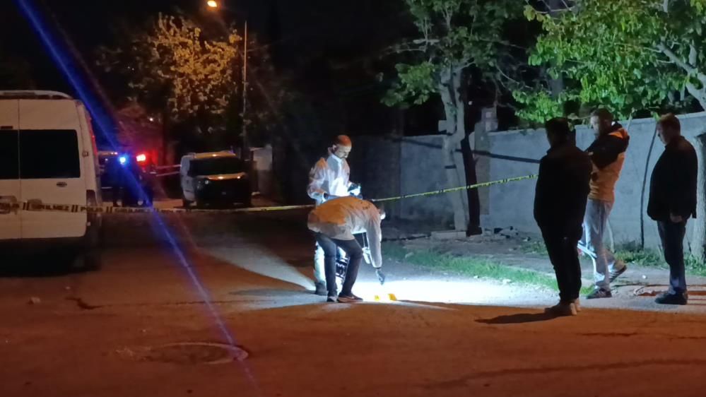İki aile arasında silahlı kavga: Çok sayıda yaralı var 3