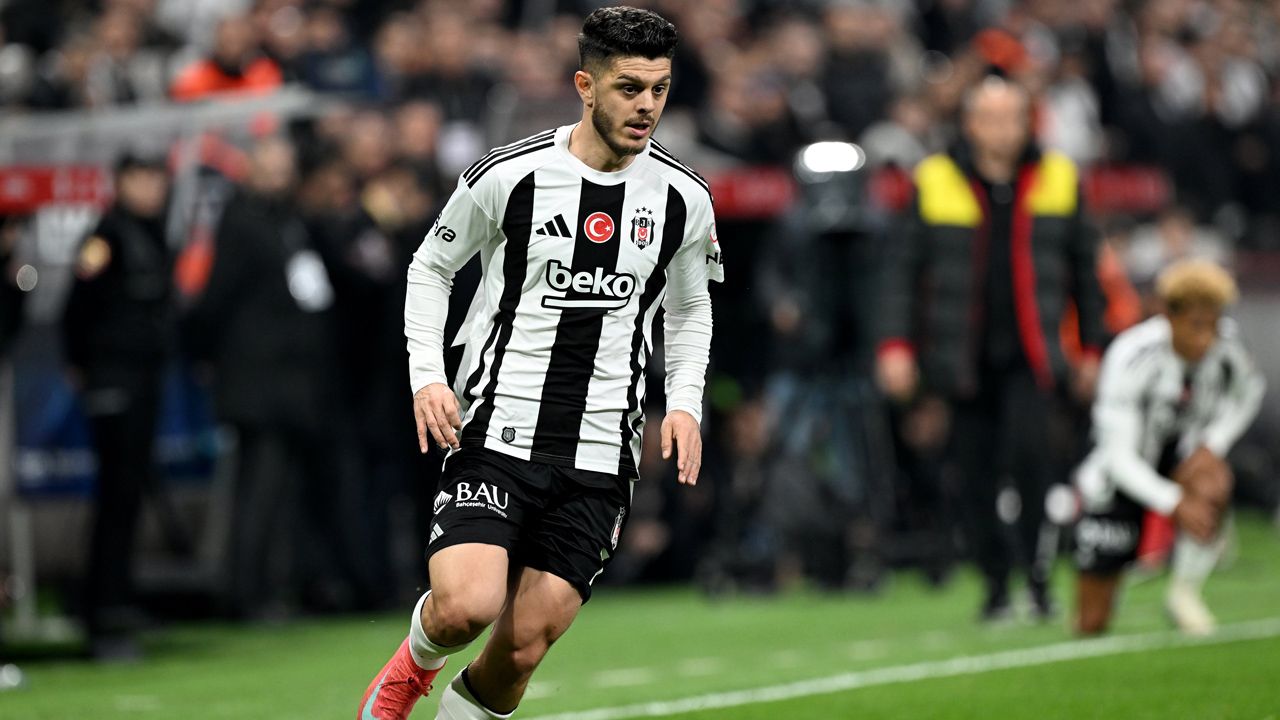 Beşiktaş Galatasaray'ın yıldızını alıyor! Serdal Adalı menajeriyle İstanbul'da görüştü: Gedson Fernandes ve Milot Rashica sonrası bir bomba daha 8