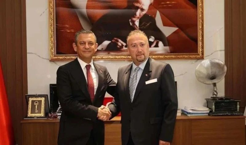 Milletvekilliği için skandal rüşvet! Uşak dosyasındaki itiraf şoke etti: Özkan Yalım, 20 milyon lirayı battaniyeye sarıp Özgür Özel'e verdi! 3