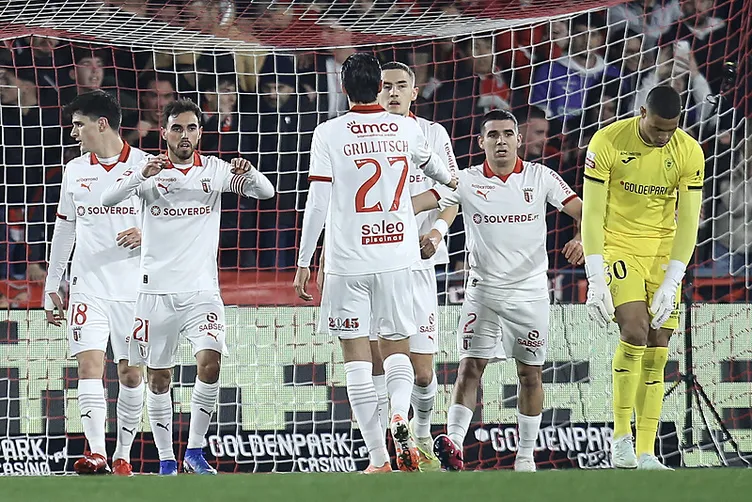 Yapay zekaya göre önümüzdeki 30 yılın UEFA Kupası şampiyonları 22