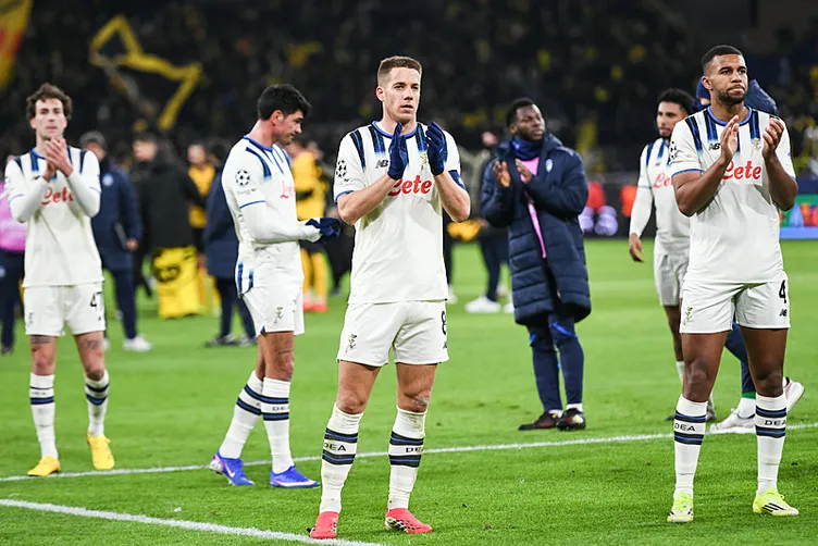 Yapay zekaya göre önümüzdeki 30 yılın UEFA Kupası şampiyonları 6