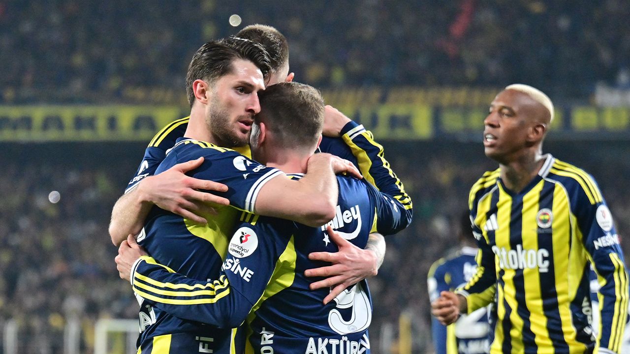 Ümit Özat'tan flaş iddia: "Bırakın beni Beşiktaş'a gideyim diyor" 2