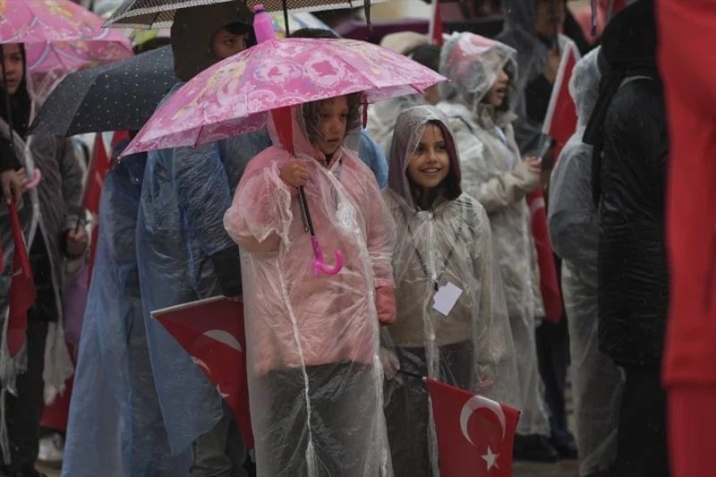 TBMM 106 yaşında! Devlet Erkanı Ata'nın huzurunda... "Çocukları korumak medeniyet meselesidir!" 5