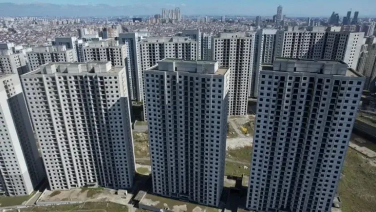Esenyurt'taki ''hayalet gökdelenleri'' yapmıştı! Dev inşaat şirketinde iflas kararı kalktı 4