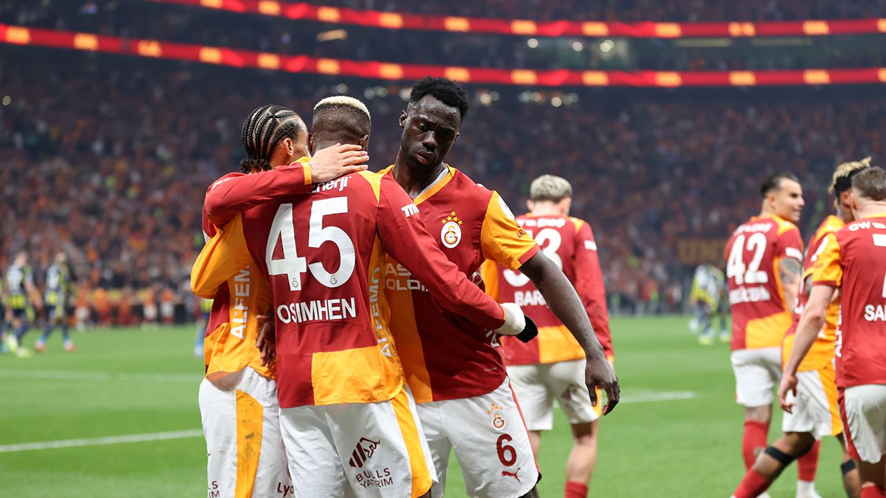 Osimhen: "Antrenmandan daha az yorulduk" 8