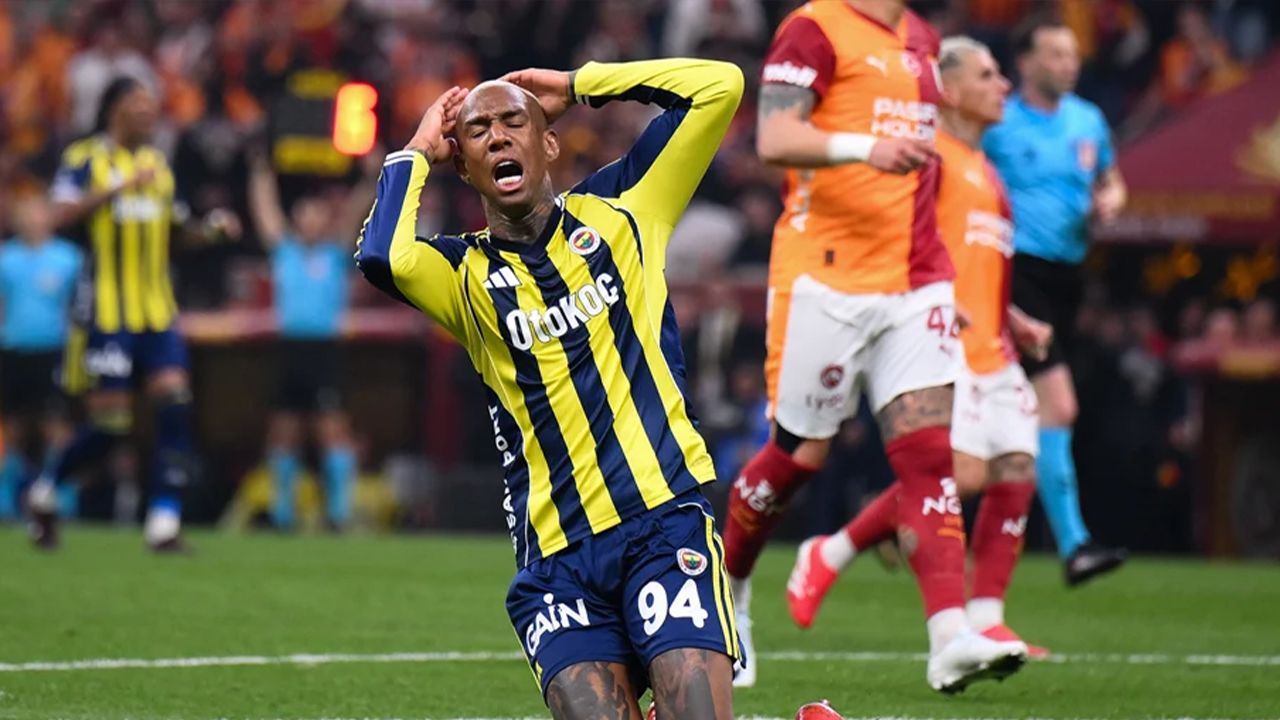 Penaltıyı atmak isteyen Kerem'e Talisca'dan olumsuz cevap 5