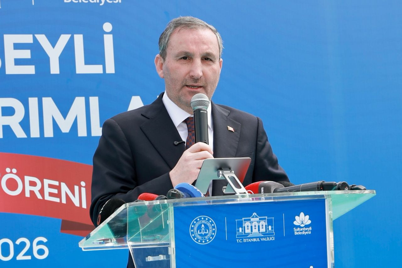 Eğitim yatırımları hız kazanıyor! Sultanbeyli'de 3 yeni okulun temeli atıldı 1