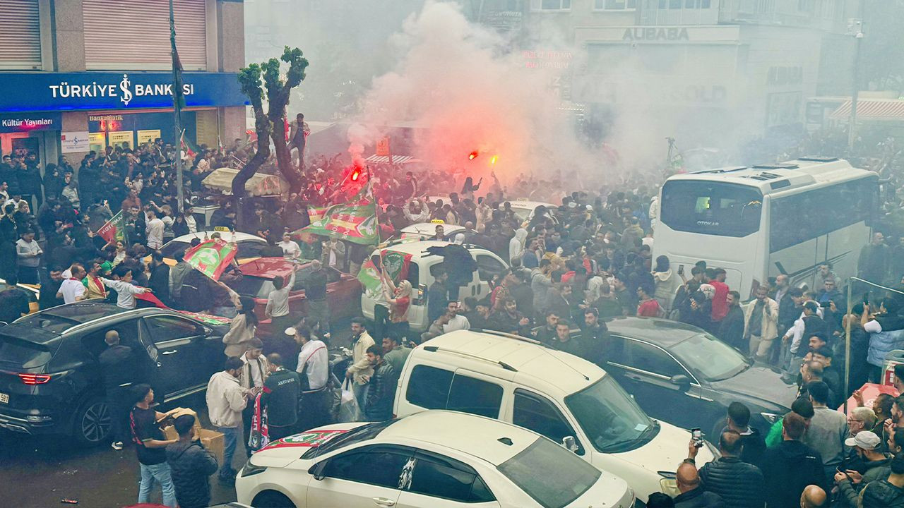 Amedspor Süper Lig'e çıktı, Diyarbakır halkı kutlama için sokaklara indi 9
