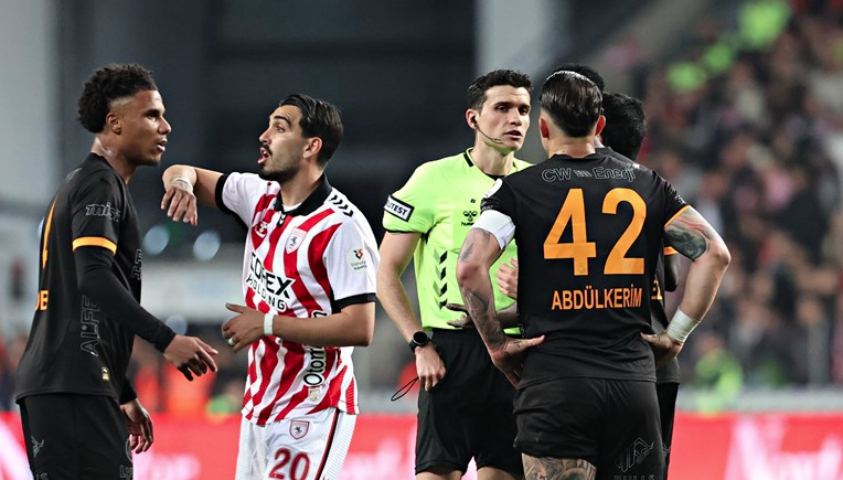 Süper Lig'de puan durumu ve Galatasaray ile Fenerbahçe'nin kalan maçları 3