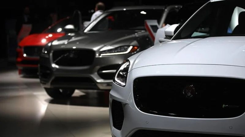 Hürmüz'deki savaşın yeni kurbanı lüks ve spor otomobiller! Motor yağı alarmı sektörü vurdu 4