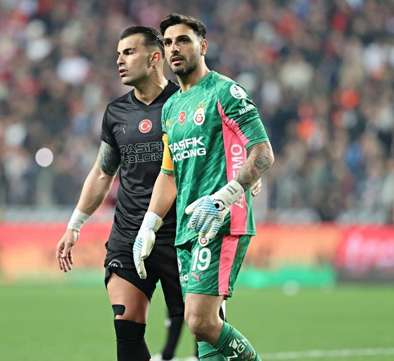 "Günay Güvenç'e faul yapılmış, kırmızı kart hatalı! VAR'ın devreye girmesi gerekirdi" Trio ekibi ve Bünyamin Gezer'den olay yaratan yorum 5