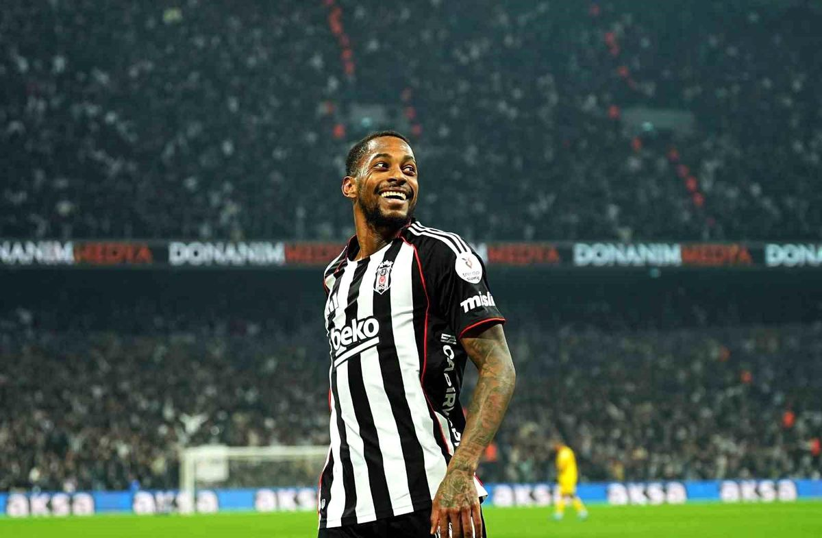 Türkiye Kupası'nda yarı final heyecanı: Beşiktaş-Konyaspor maçının ilk 11'leri 4