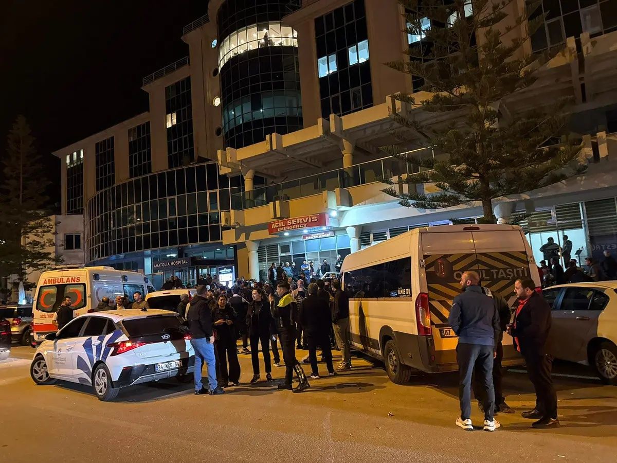 Eski Bakan Çavuşoğlu'nun kardeşi Aydın Çavuşoğlu ofisinde silahla vurulmuş halde bulundu! Saldırı mı, intihar mı? 5
