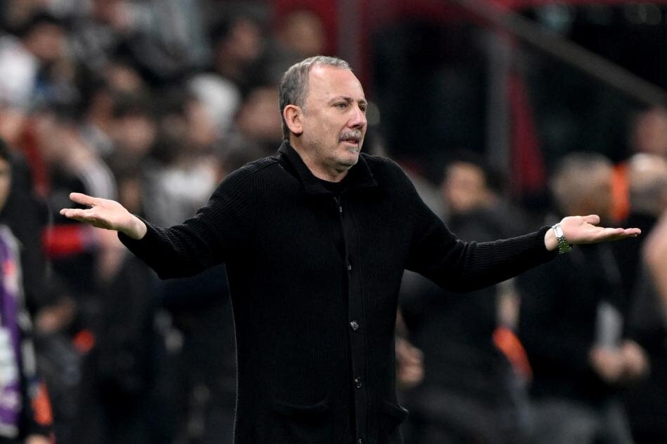 Konyaspor maçı sonrası yaşananlar: "Sergen Yalçın dün akşam istifa etti" 8