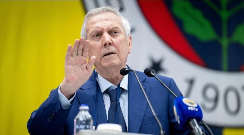 Aziz Yıldırım'ın Fenerbahçe'ye transfer edeceği dünyaca ünlü golcü belli oldu! İki yıldızla görüşmeler başladı 2