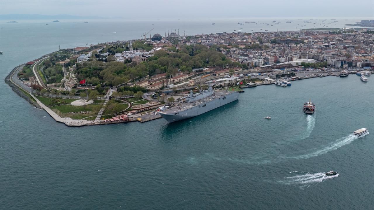 TCG Anadolu, ziyarete açıldı 1