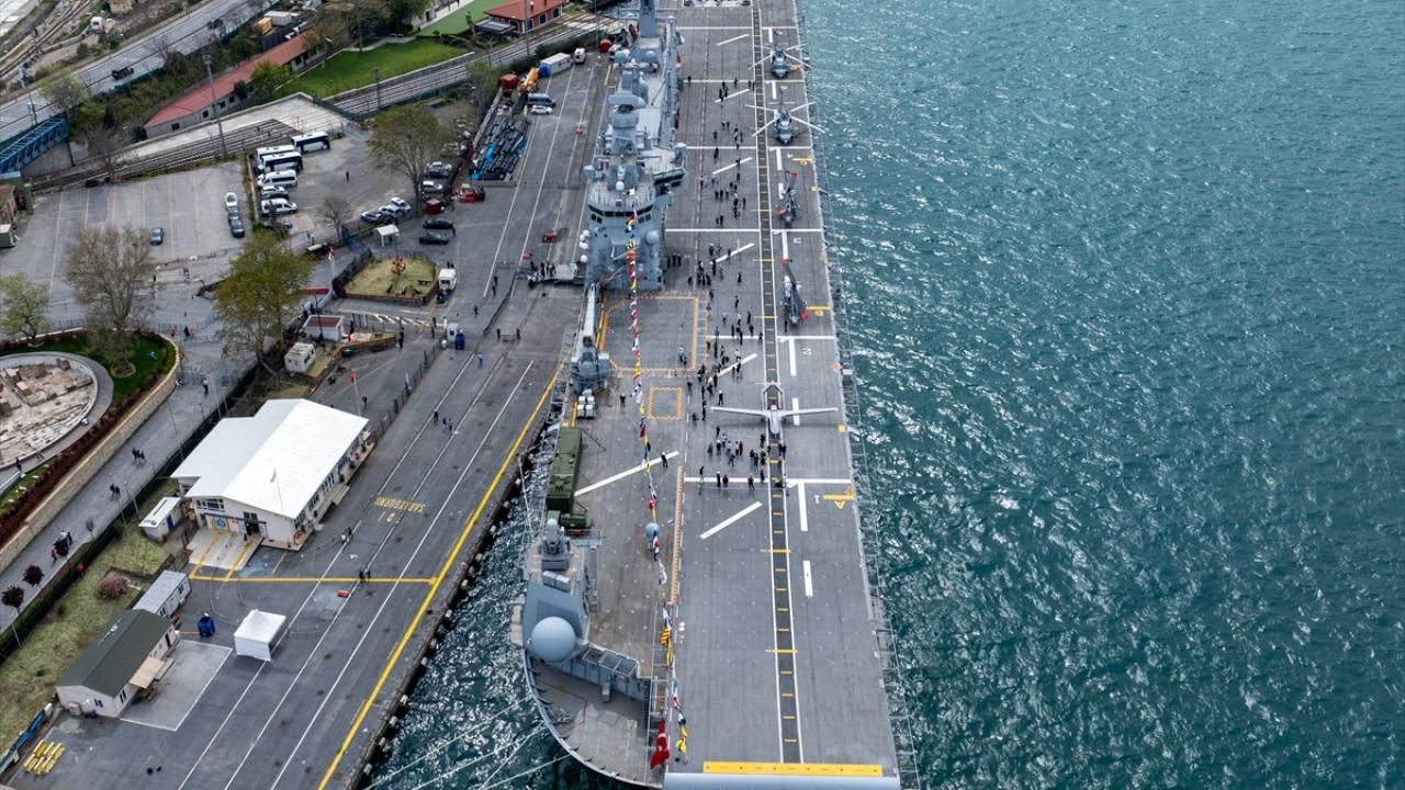 TCG Anadolu, ziyarete açıldı 12