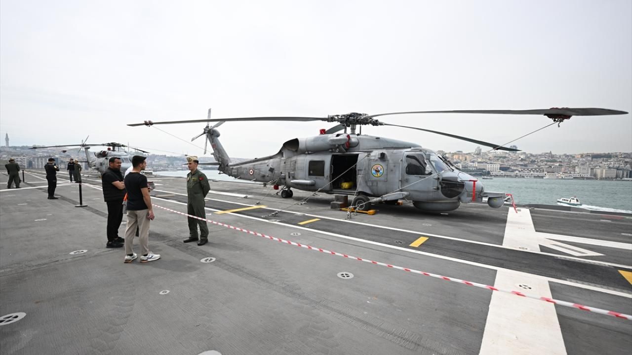 TCG Anadolu, ziyarete açıldı 6