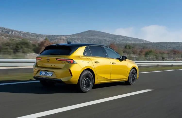 2026 Opel Astra satışa çıktı! 2026 Opel Astra'nın fiyatı ne kadar, özellikleri neler? 14