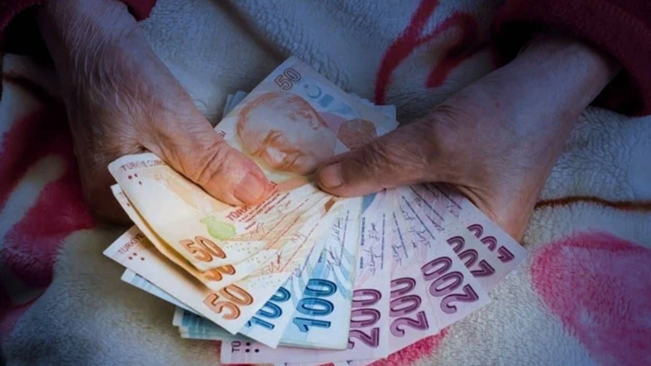 O tarihe kadar dilekçe vermeyen emekliler ikramiye alamayacak: SGK uzmanı üstüne basa basa uyardı 7