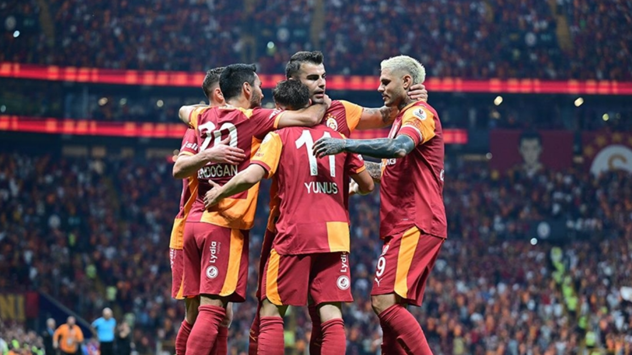 Dünyada 2. kez üst üste 4 sene şampiyon olan sadece 2 takım var 6
