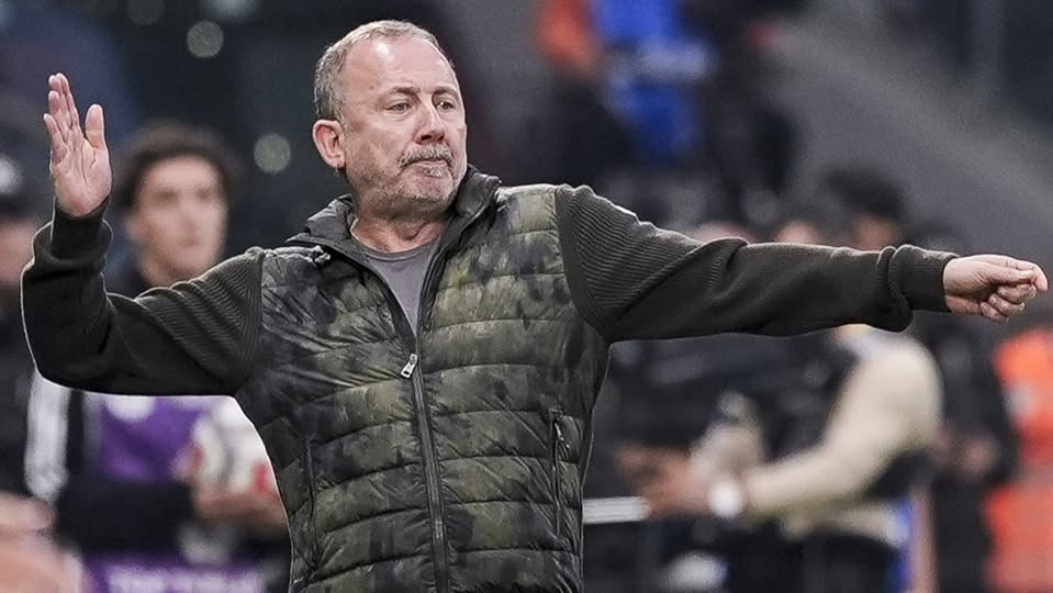 Beşiktaş'ta "Sergen Yalçın kalırsa ben giderim" diyen bir futbolcu var 5