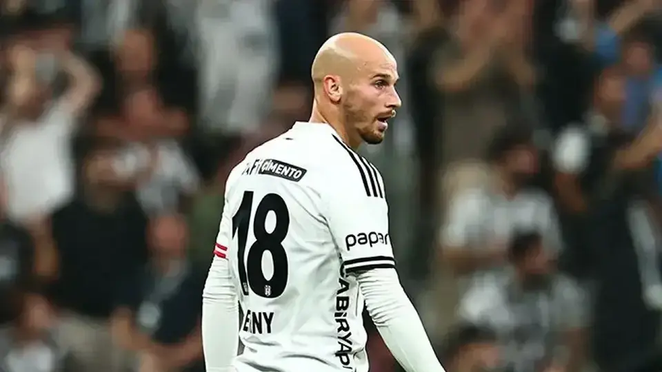 Beşiktaş'ta "Sergen Yalçın kalırsa ben giderim" diyen bir futbolcu var 9