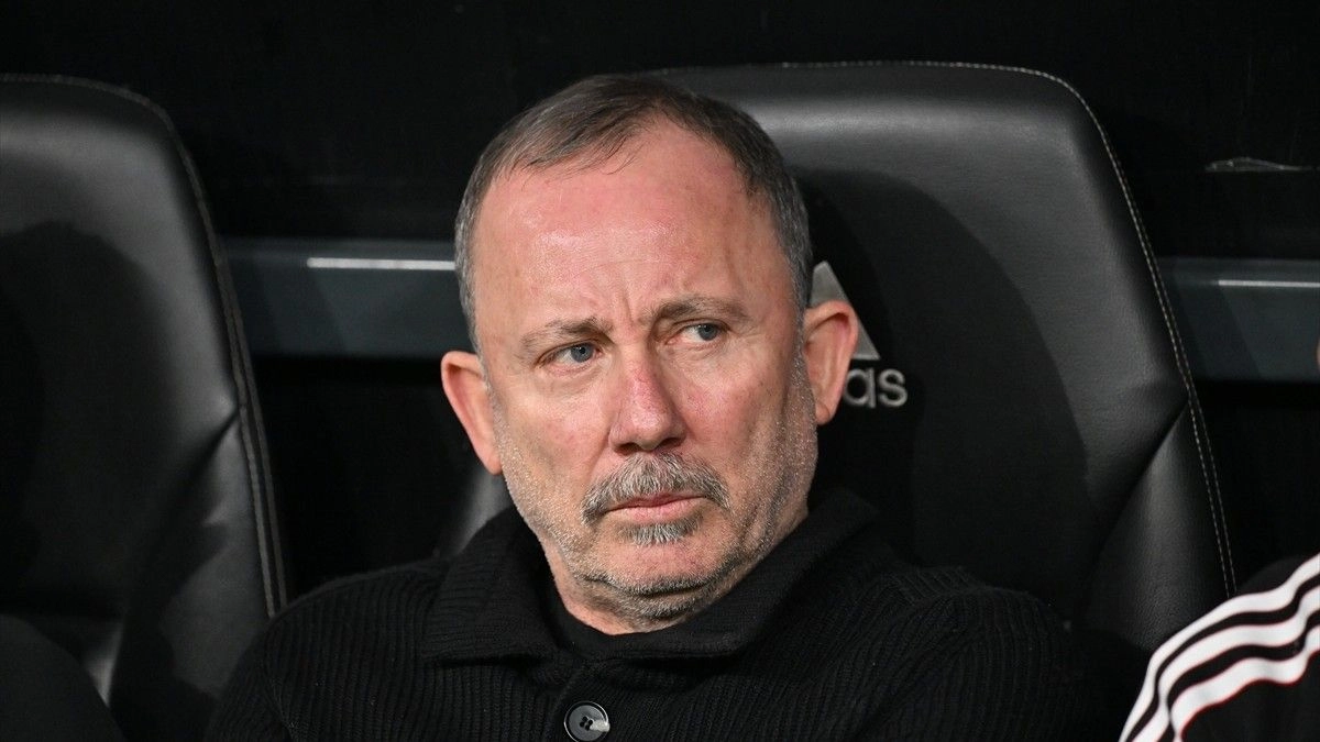 Beşiktaş'ta "Sergen Yalçın kalırsa ben giderim" diyen bir futbolcu var 3