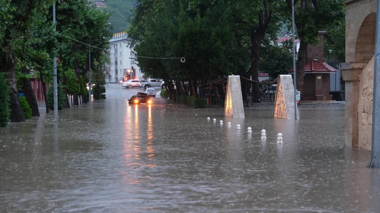 12 Mayıs’ta hangi şehirlerde yağmur yağacak? 12 Mayıs 2026 hava nasıl olacak? 42
