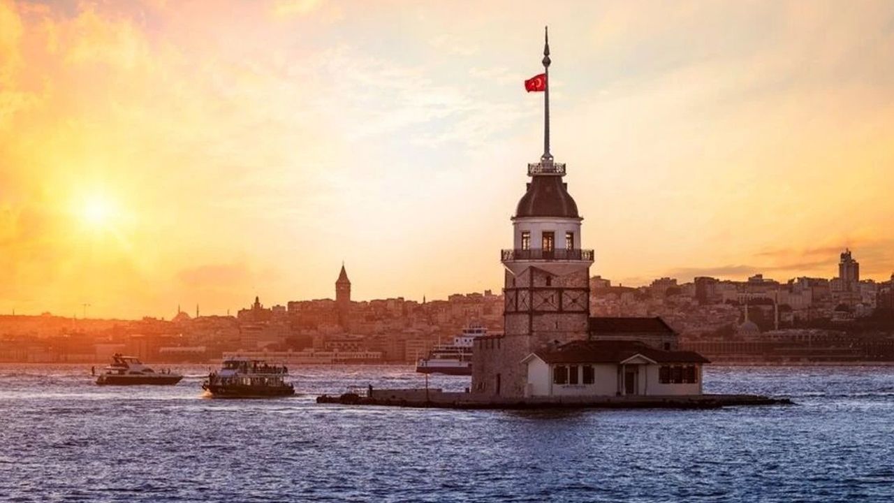 İstanbul'a yaz geldi! Bugün hava 24 derece olacak... 4
