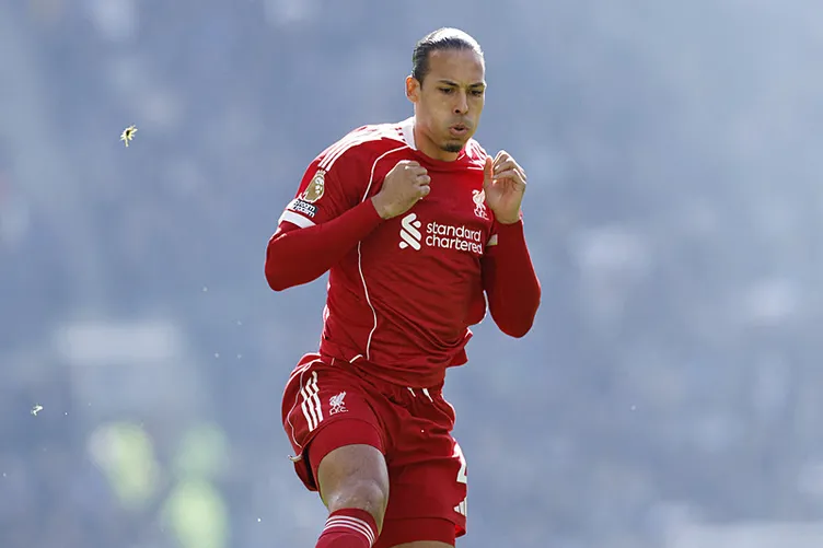 Van Dijk, Galatasaray'a cevabını verdi 10