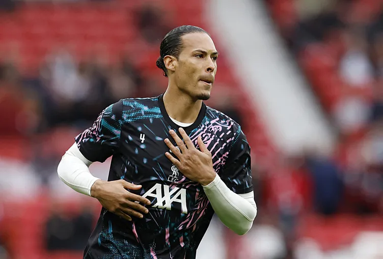 Van Dijk, Galatasaray'a cevabını verdi 8