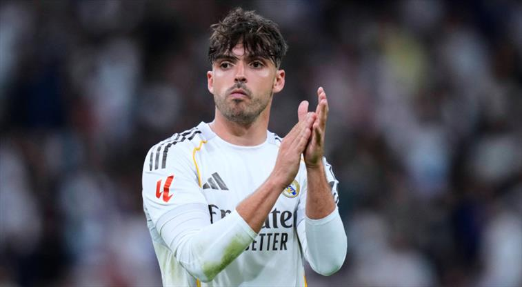 Real Madrid'de kavgaların faturası kesildi: 10 isim yolcu 11