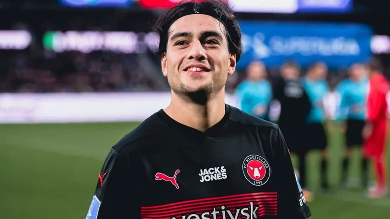 Galatasaray ve Trabzonspor transferde bir kez daha karşı karşıya geldi 9