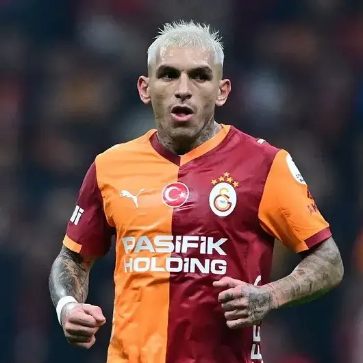 Torreira AVM'de yumruklu saldırıya uğradı 10