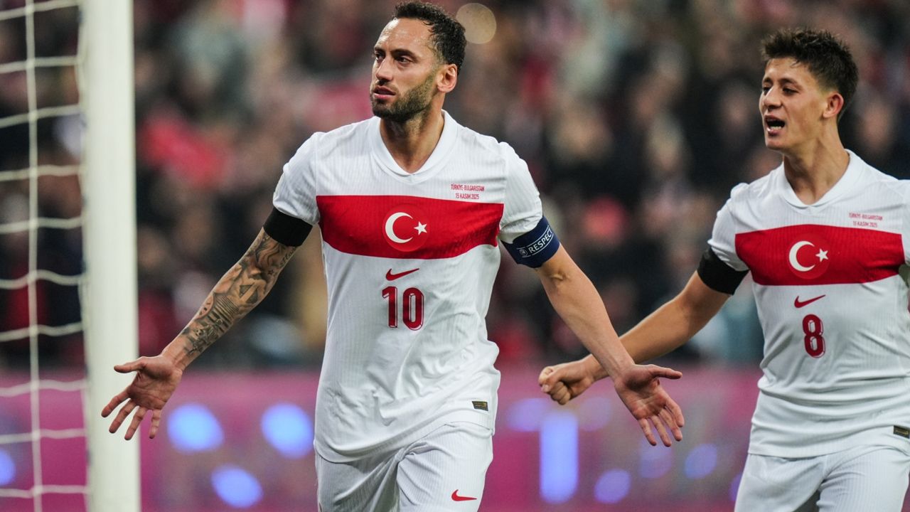 Aziz Yıldırım ve Hakan Safi'den Galatasaray'a tarihi transfer çalımı! Yıldız oyuncuyla ilk görüşme gerçekleşti 7