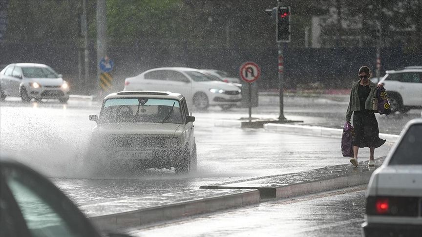 Meteoroloji tek tek açıkladı: Yarın 52 ilde sağanak bekleniyor (15 Mayıs 2026 hava durumu) 37